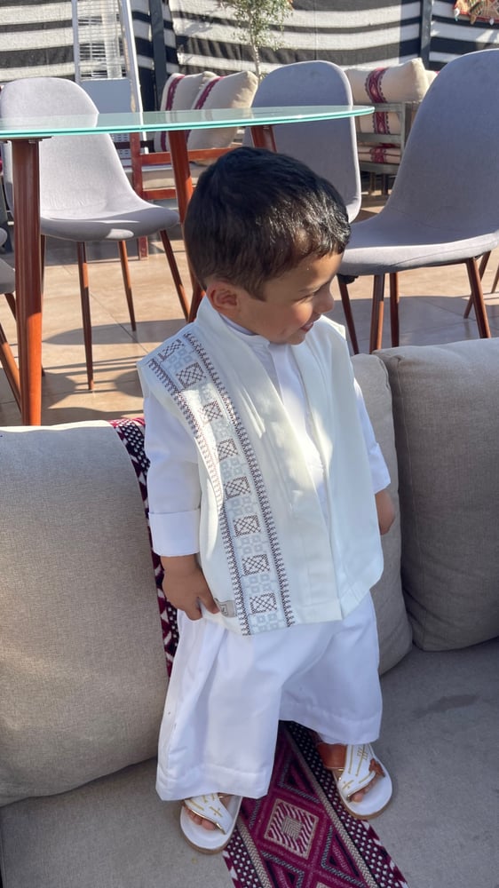 صديرية جسار  (بيضاء ) J2