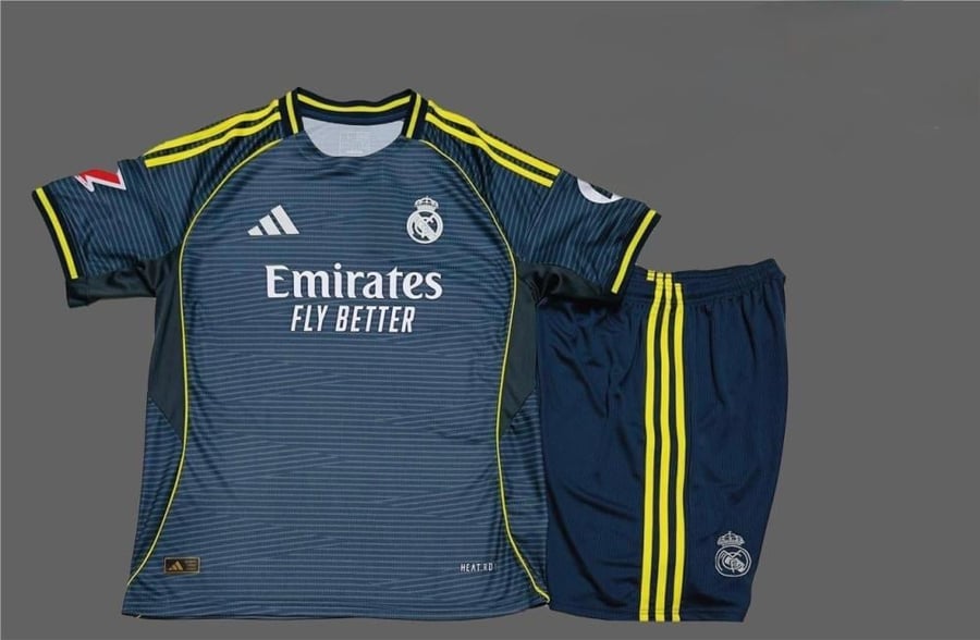 طقم ريال مدريد الاحتياطي تصميم 2026