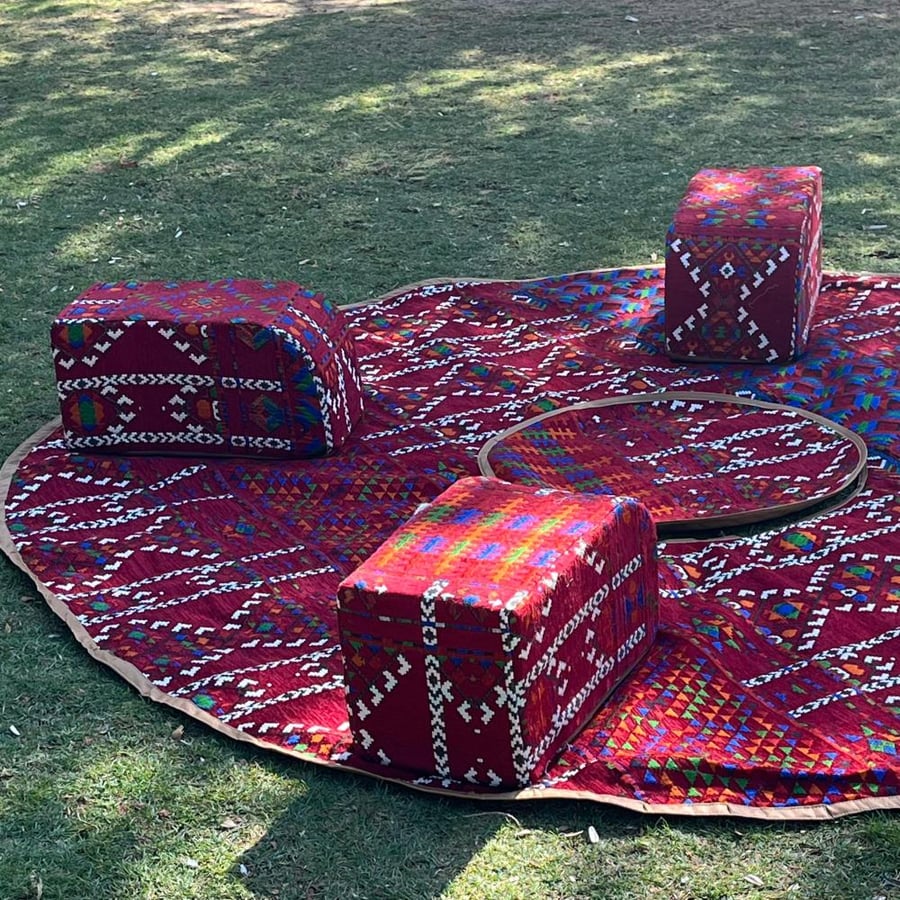 طقم مدات دائريه بشنطه عنابي