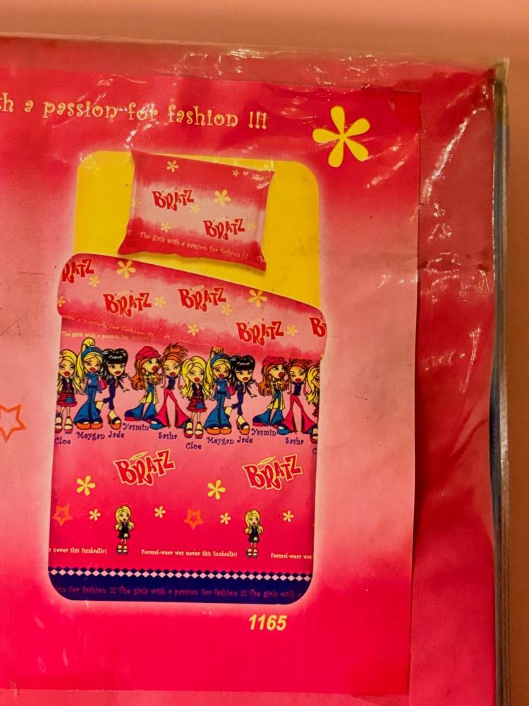 Bratz bedspread