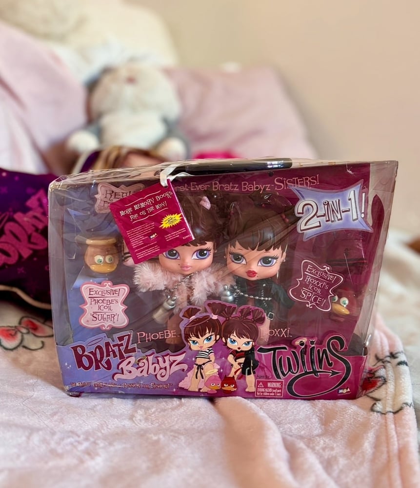 RARE Bratz Babyz Twiins – Roxxi & Phoebe Dolls (NEW)