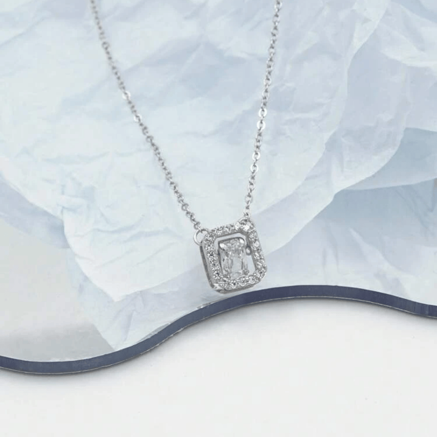 dancing white stone silver 925 necklace