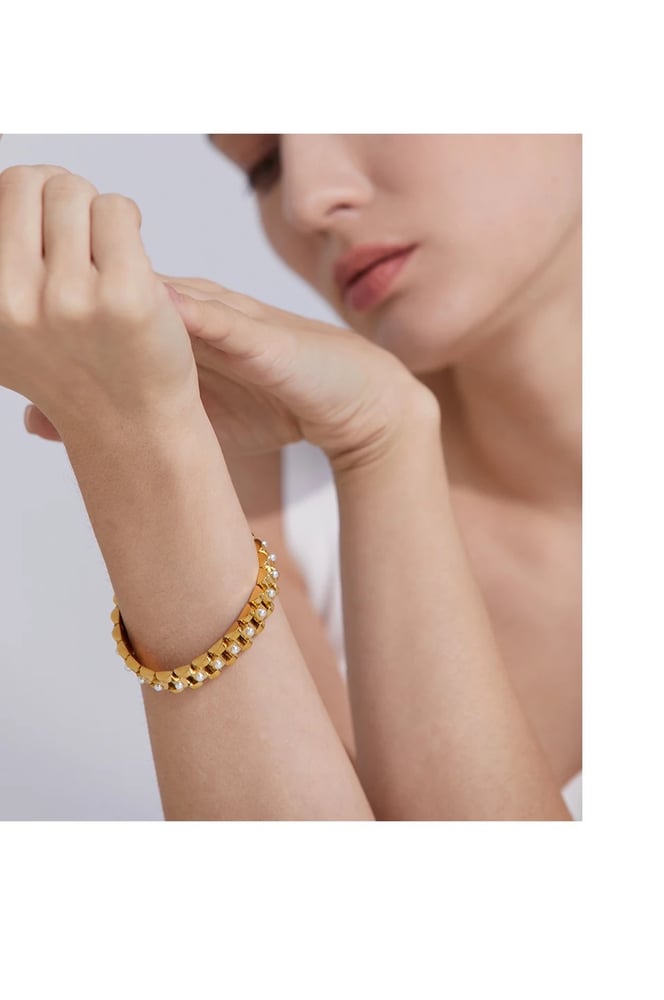 steel 18k gold plated pearly chain bracelet
