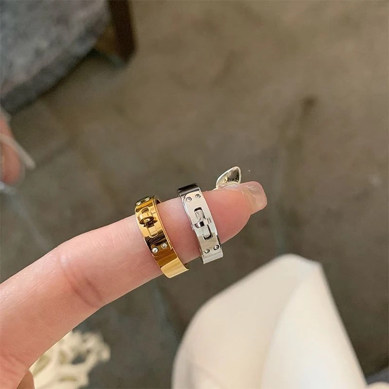 KELLY SILVER STILL RING