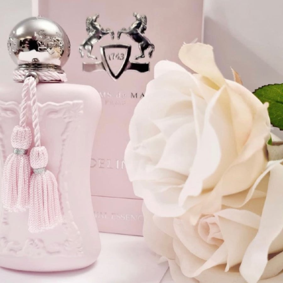 مستوحى من عطر ديلينا دي مارني Delina Parfums de Marny