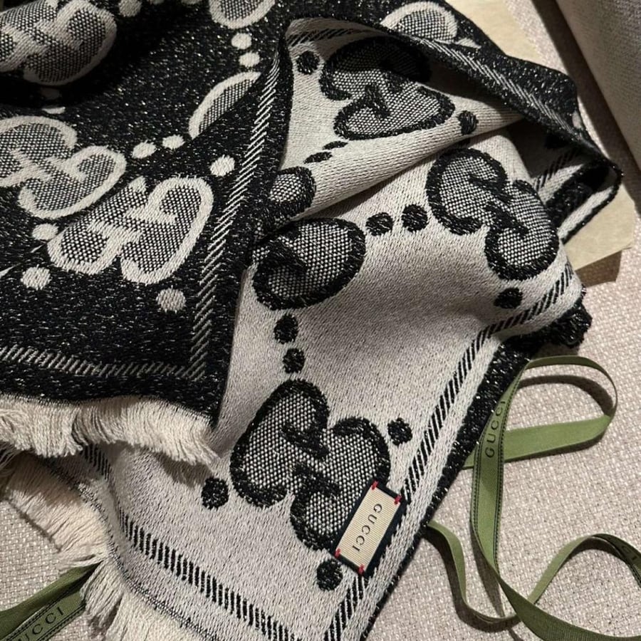 Gucci Outlet | Scarf