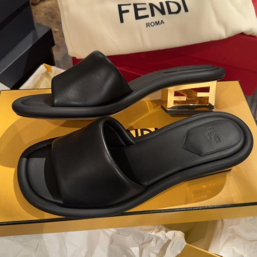 Fendi Outlet | Size: 39