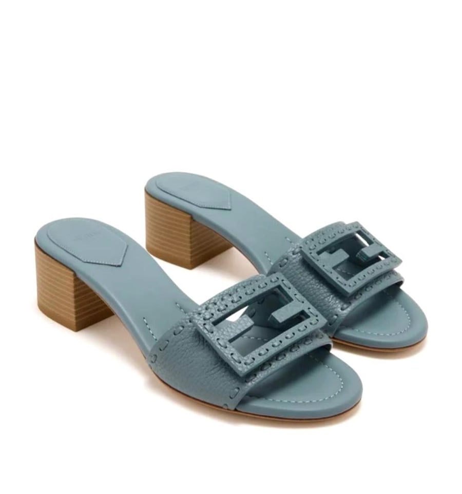 LOUIS V