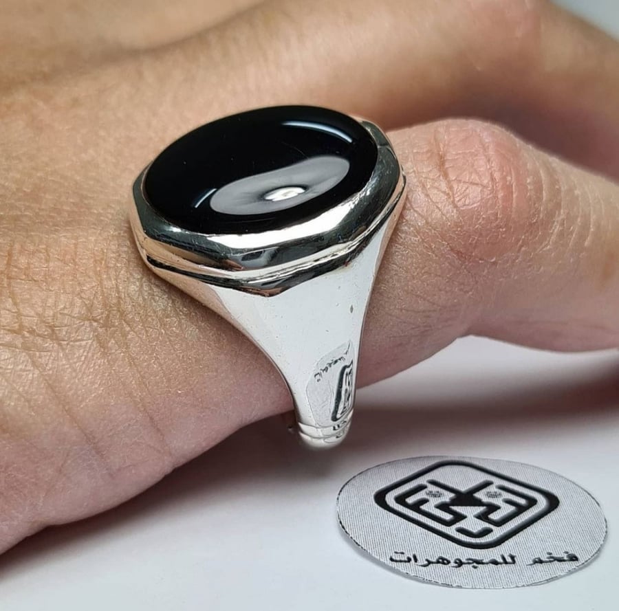 خاتم فضه فخم حجر عقيق يمني جزع شفة عبد حراج اخبار عقار عقارات هدية خبر