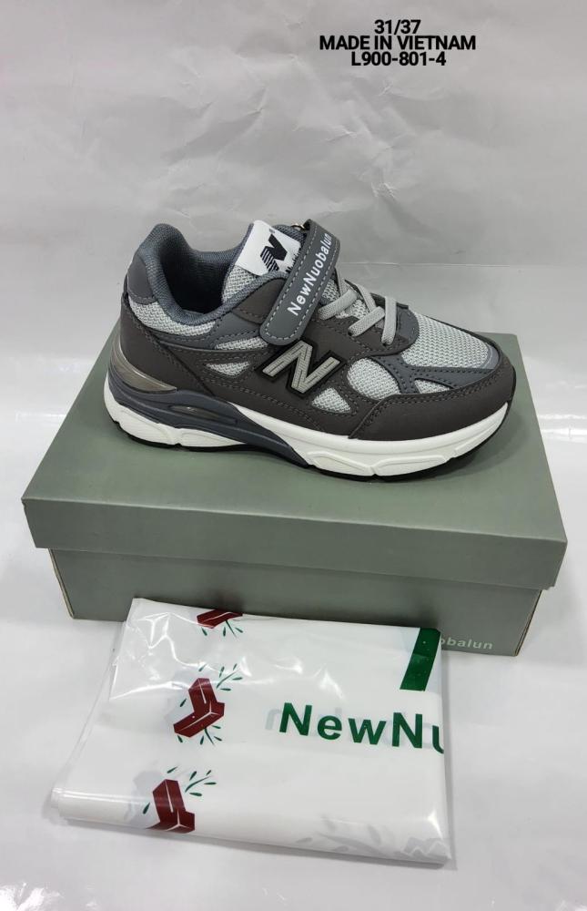 Children's shoes for boys and girls