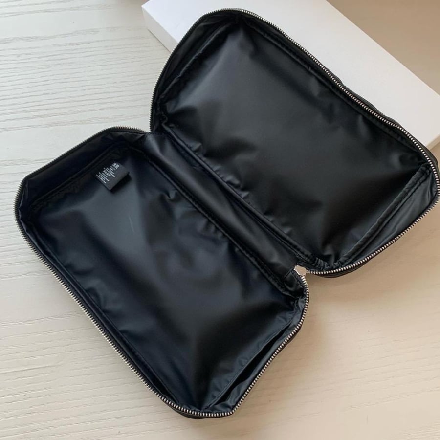 Dior pouch