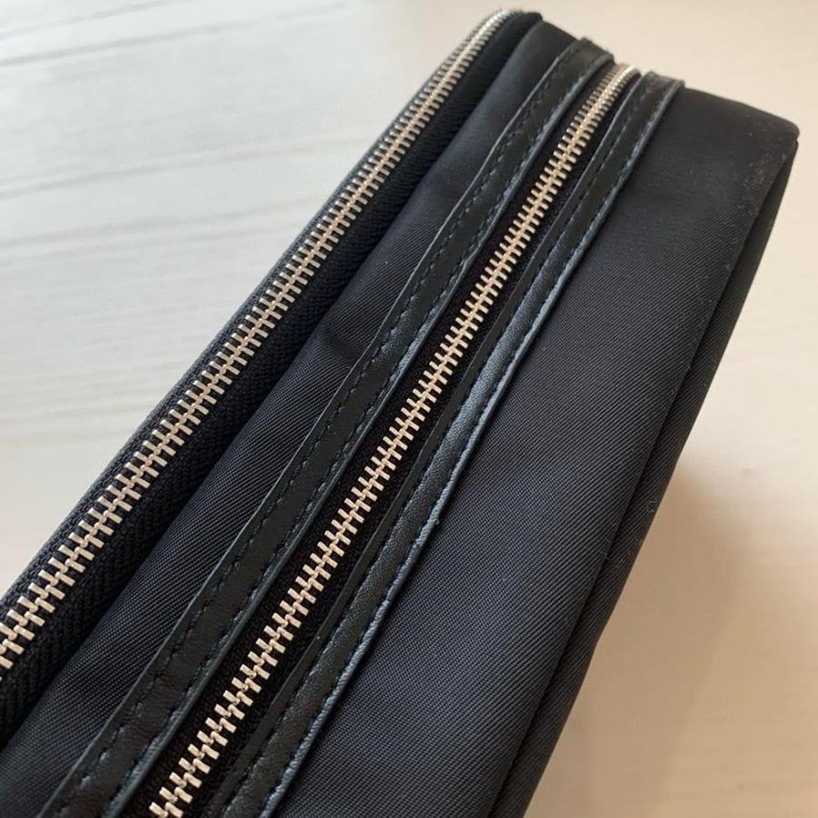 Dior pouch