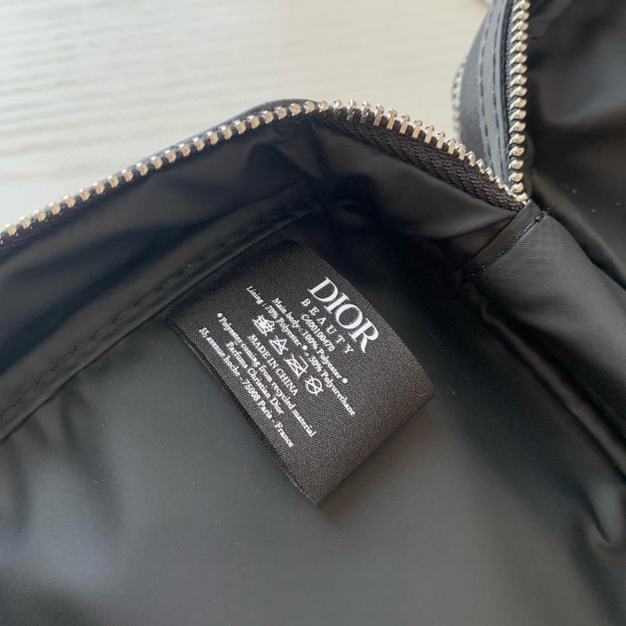Dior pouch