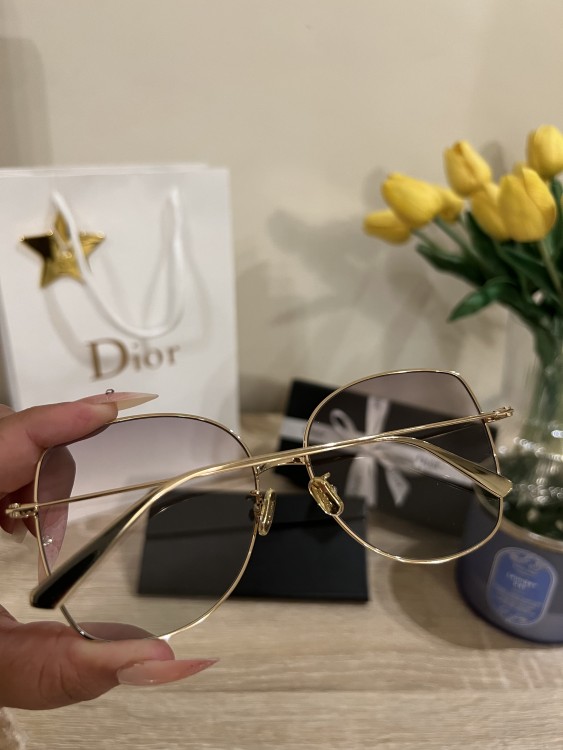 (Dior) Dior