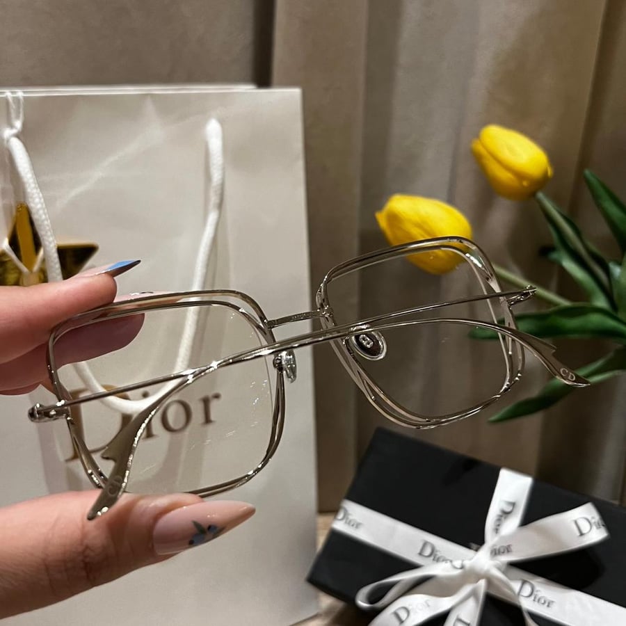 DIOR (1-6)