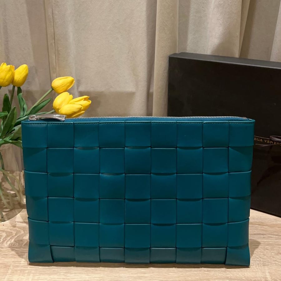 (تركواز ) بوتيقا BOTTEGA VENETA SIZE 36 cm