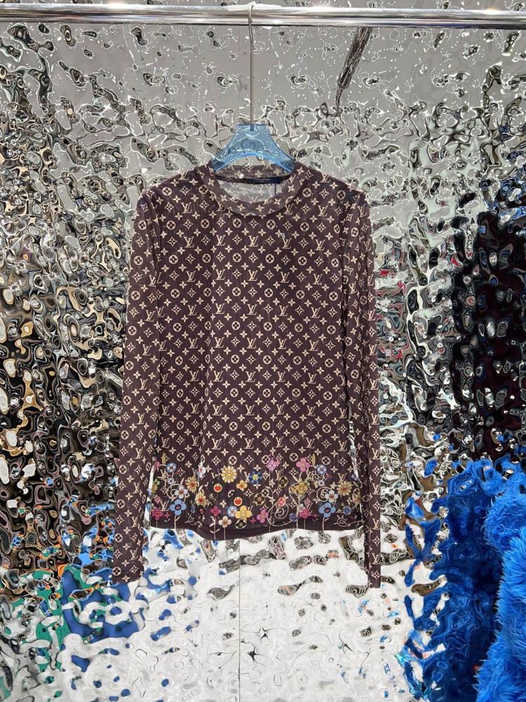 Long-sleeve top بلوزة