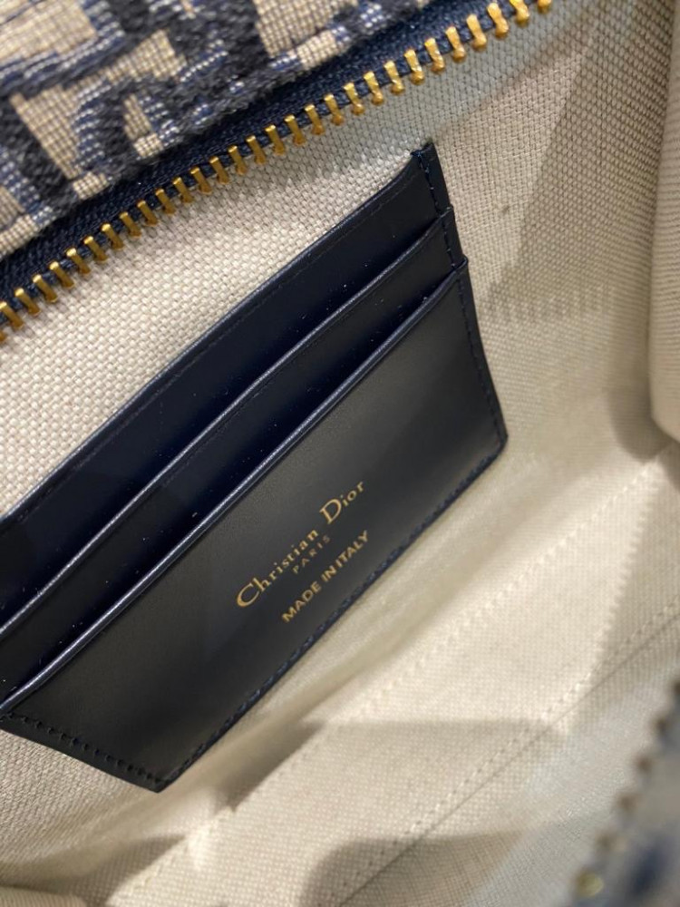 ديور Dior باوتش