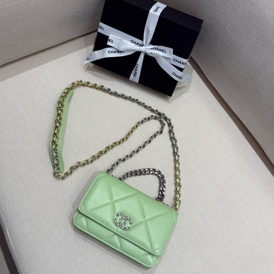 Nineteen Chanel