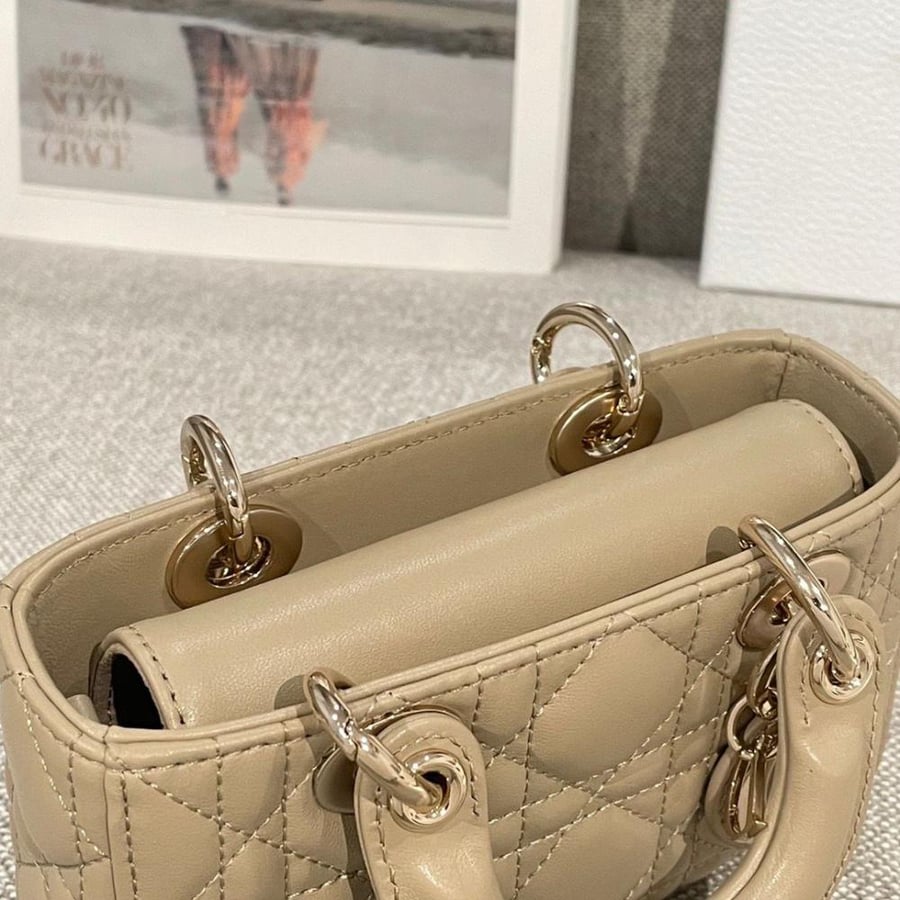 Lady D-Joy Size 16 cm