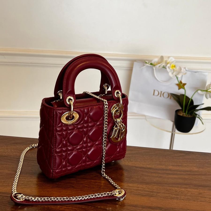 Lady Dior Mini (17 cm) Lady Dior Mini size 17 cm