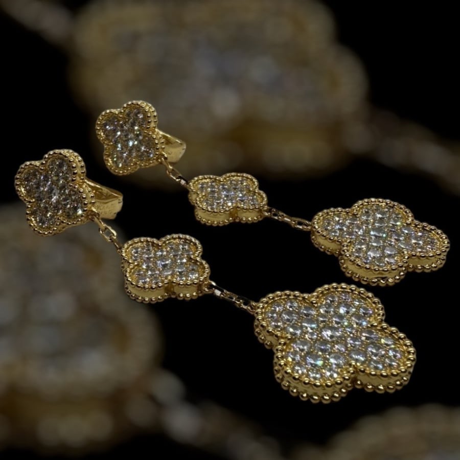 فان كليف ذهبي Van Cleef(إكسسوار مطلي )