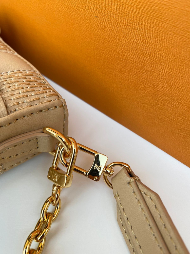 لويس فيتونا Louisi Vuitton