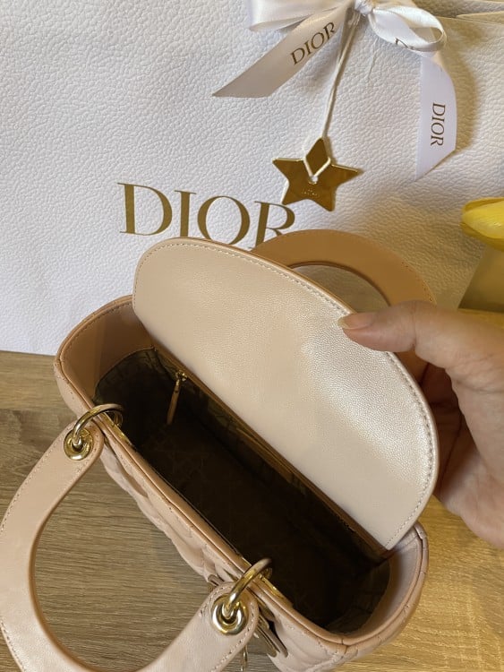 LADY DIOR SMALL SIZE(BABY PINK ) ( 20 CM )
