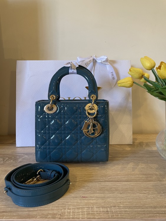 LADY DIOR SMALL SIZE ( 20 CM )