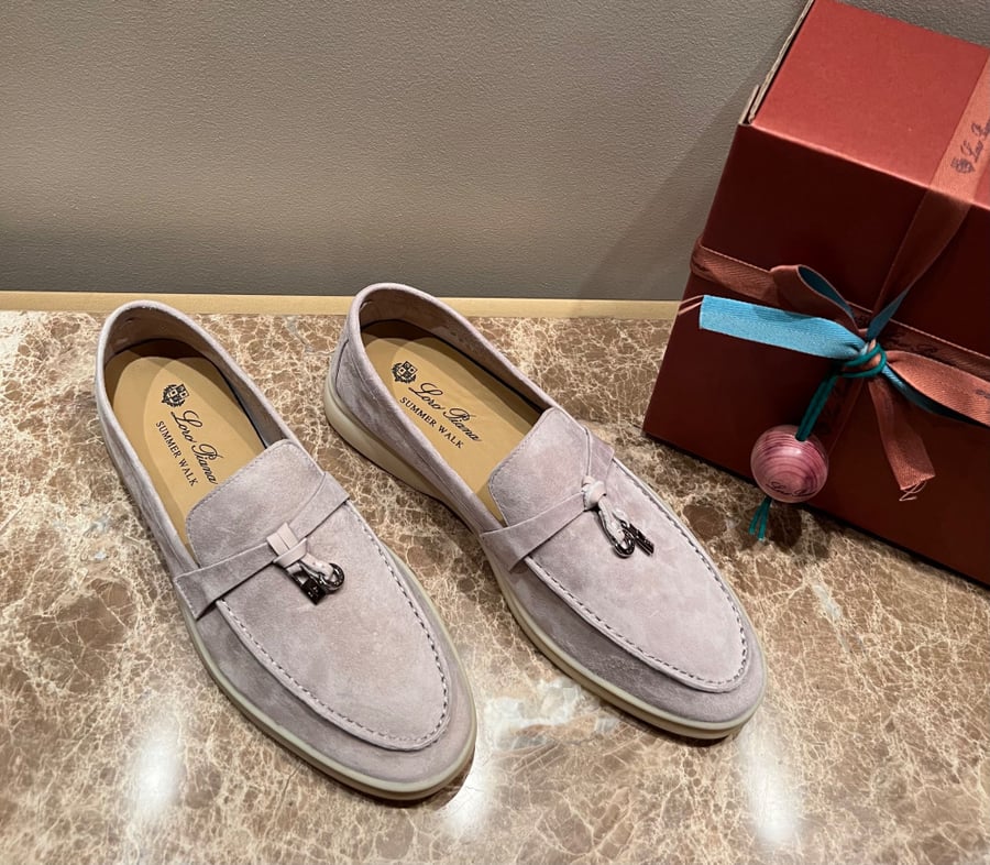 Loro Piana (25) Flat Loro Piana (Pearl Pink White)