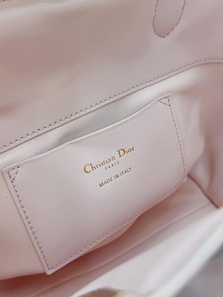 حقيبة اليد  توت Dior Toujours size 18
