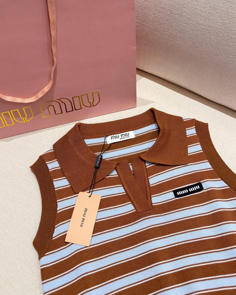 Sleeveless polo top miu miu