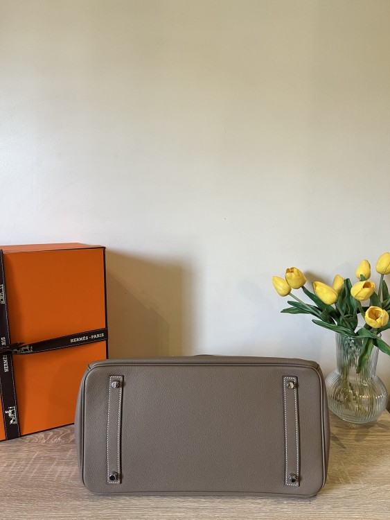 هيرميس (بيركن 35 هاردوير فضي ) Hermès (Birkin 35)