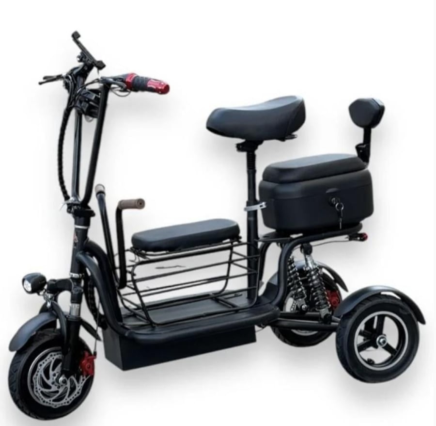 Three-wheeled scooter, last batch 2025