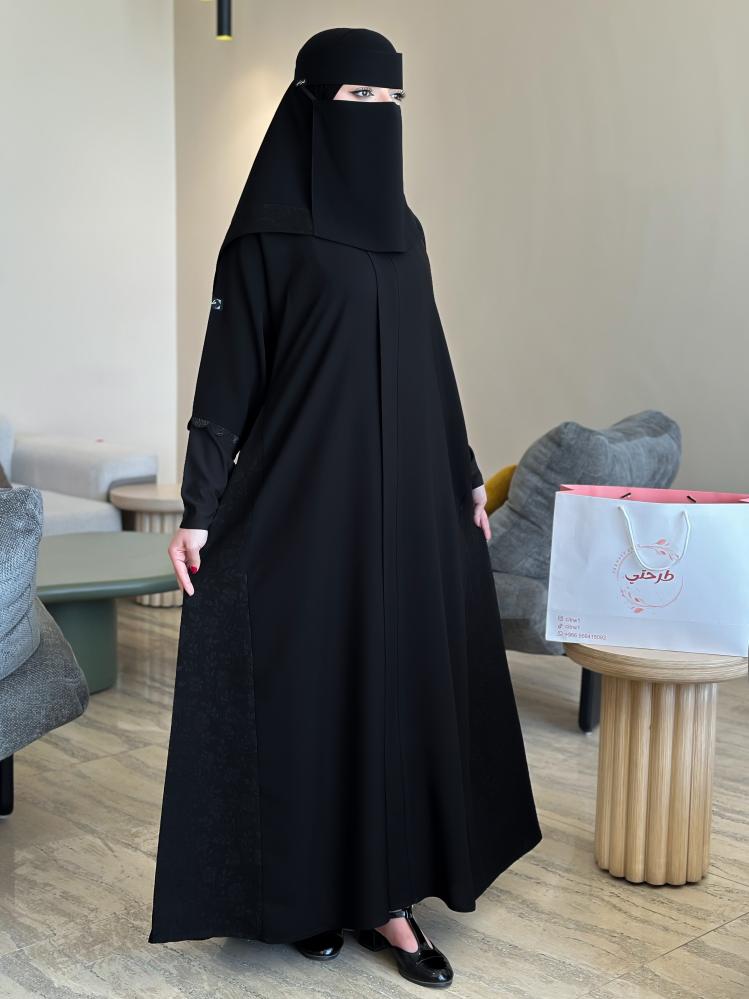 عبايه 122 مع نقاب وطرحه مجاناً