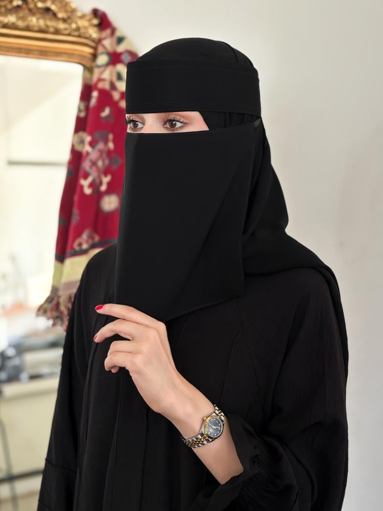 نقاب قطن وسط  + طرحه قطن