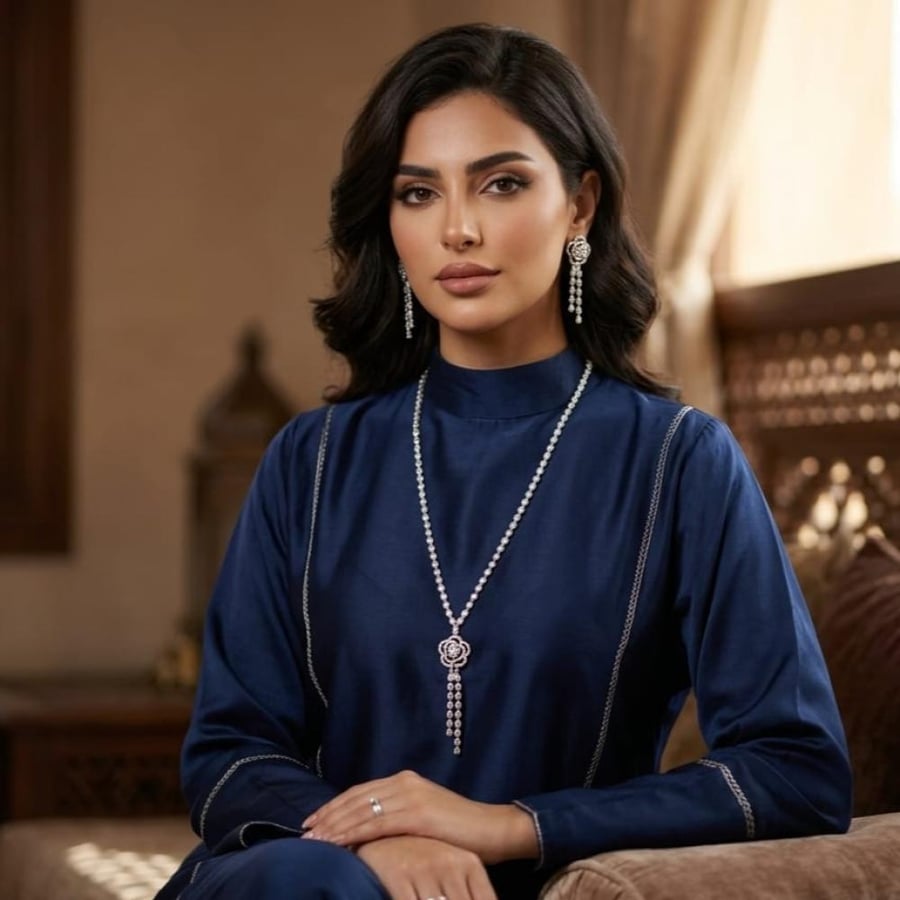 مرية "الوردة الماسية" الطويلة – أناقة ملكية خالدة