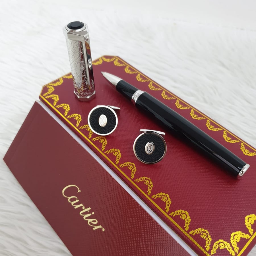 A pen with a Cartier cap, first grade
