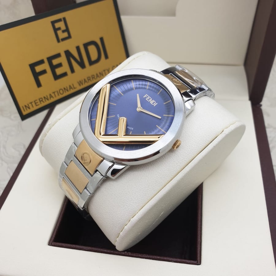 Fendi men's watch first grade size 40mm price 430 riyals with an elegant box