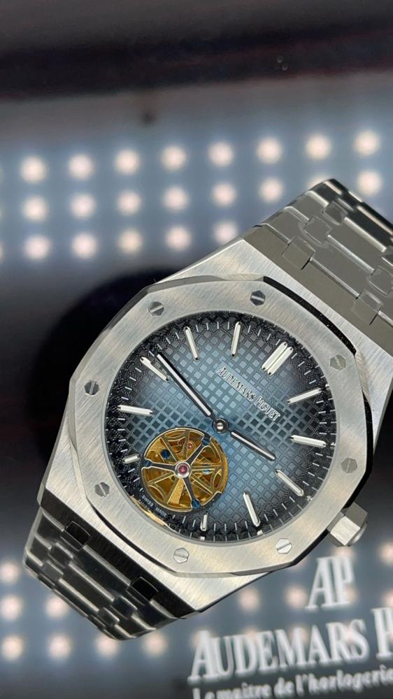 Men's Audemars Piguet watch