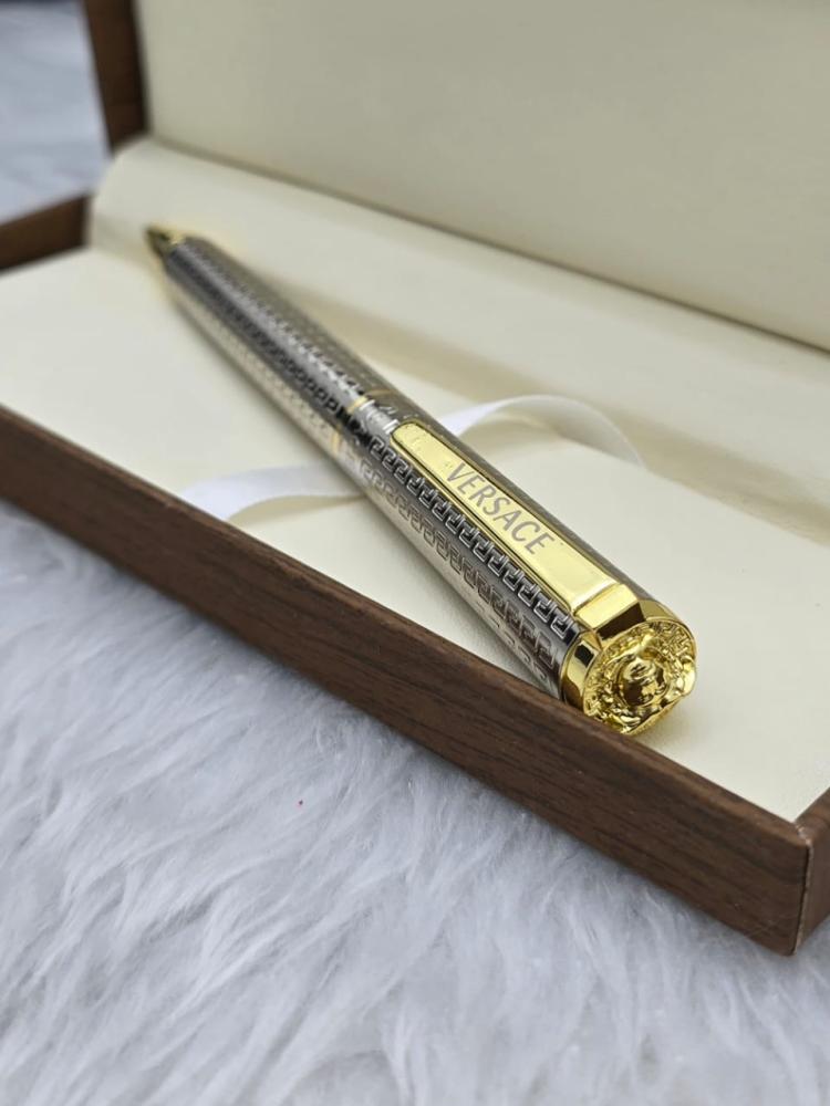 First class Versace pen