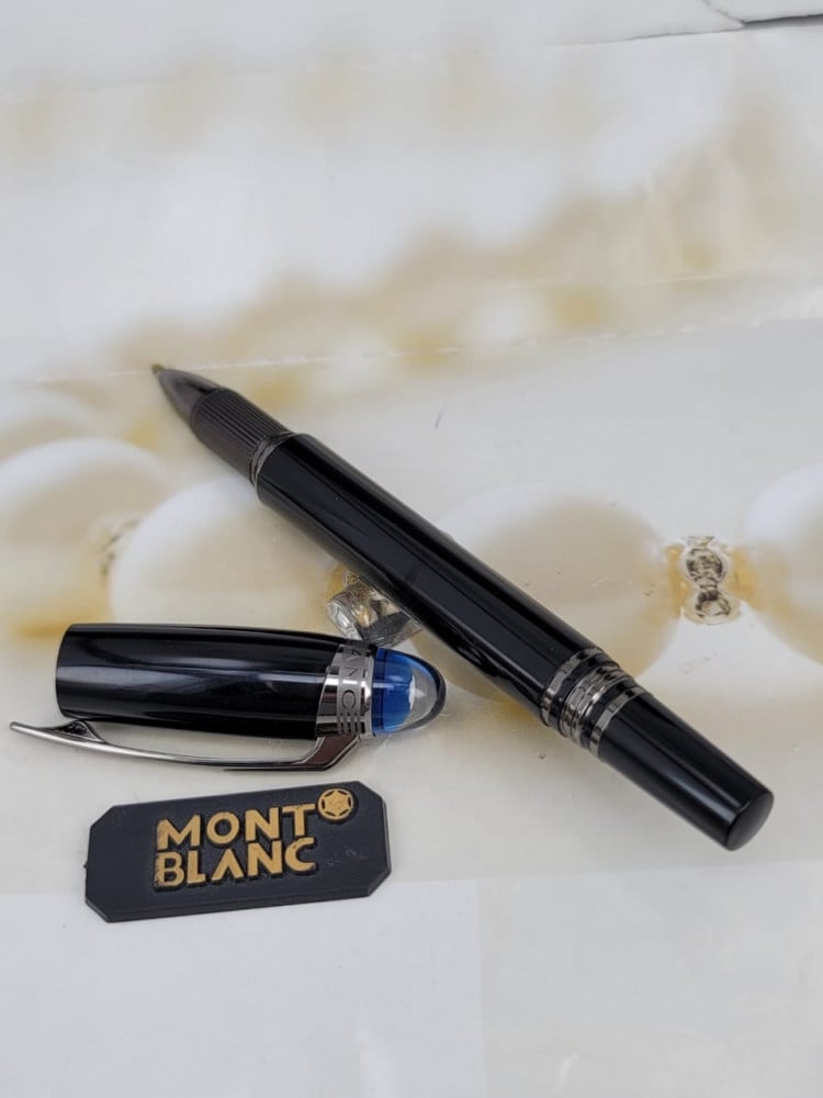 Montblanc pen first class price 180 riyals with box pen without name original pen accessories available at 40 riyals