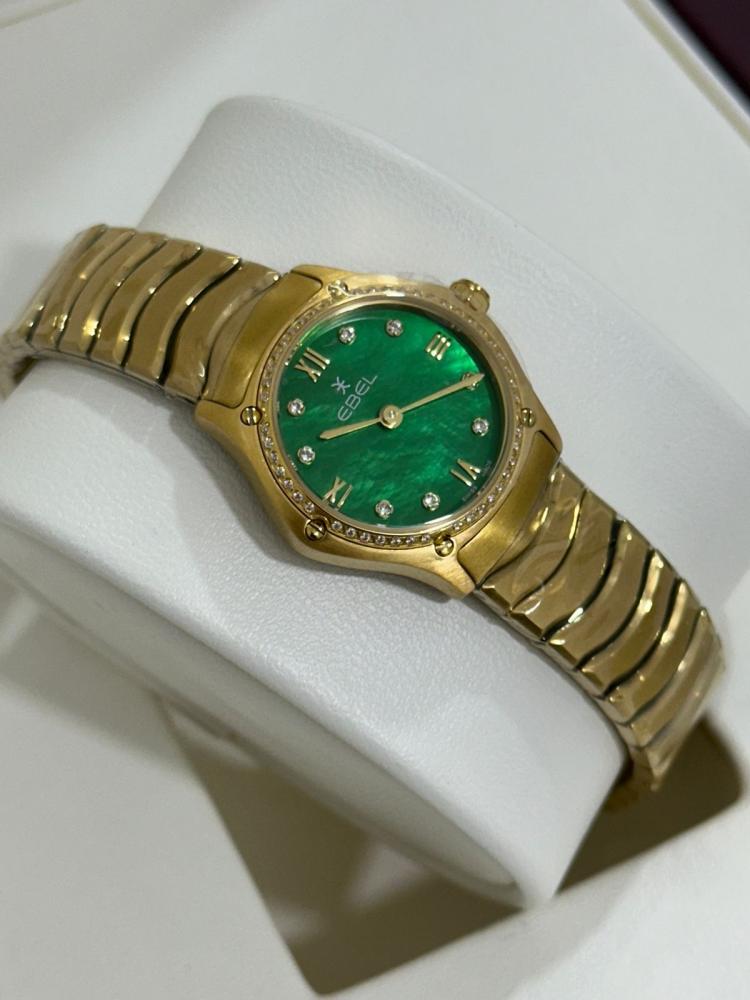 Apple women's watch small size