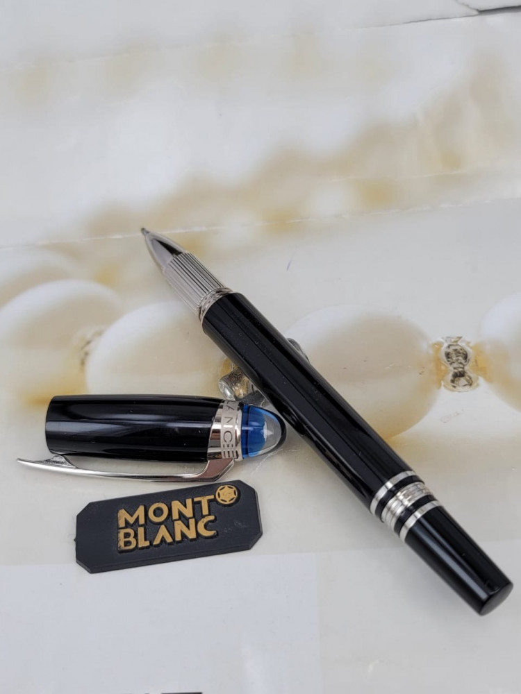 Montblanc pen first class price 180 riyals with box pen without name original pen accessories available at 40 riyals