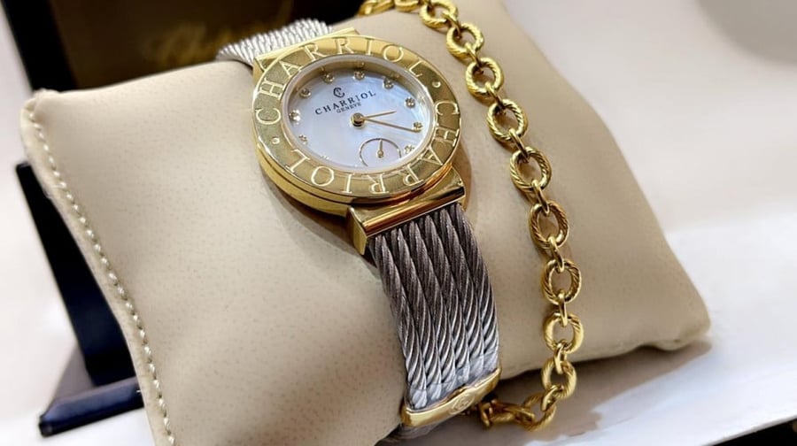 Chariol women's watch first grade