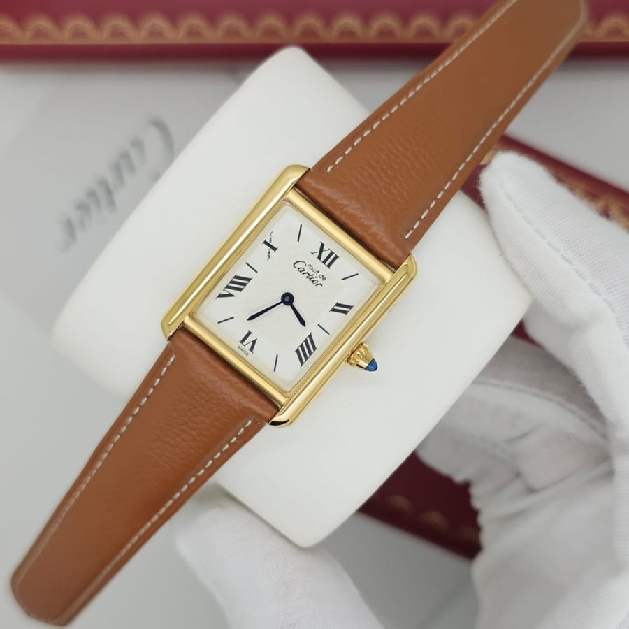 Cartier men's watch, battery, first-class quality