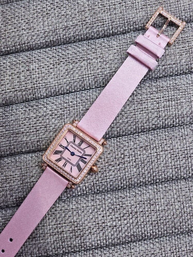 Chalet Odyon women's watch