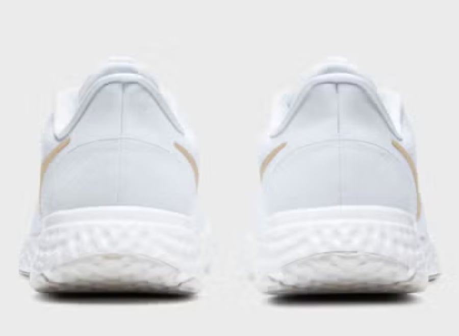 حذاء للجنسين من نايك size-40-EU ..