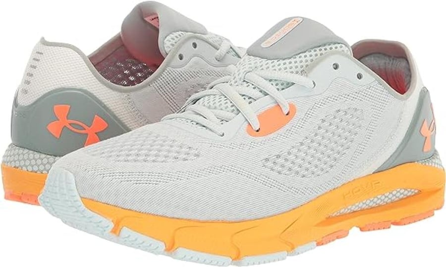 حذاء الجري للرجال من أندر آرمور size-45.5-EU   ..
