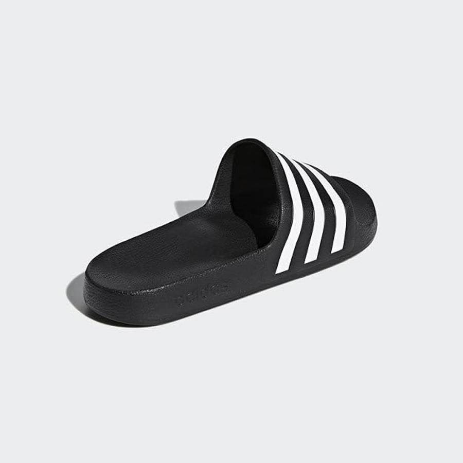 صندل للجنسين من اديداس size-43-EU